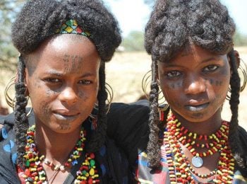 Wodaabe girls in the Sahel - Chad tours and holidays