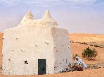 Shrine to a holy man in the desert - Algeria holidays