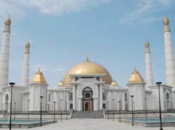 Modern mosque outside Ashgabat - Central Asia holidays