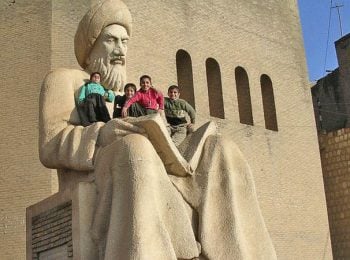 Statue outside Erbil citadel - Iraq and Kurdistan tours