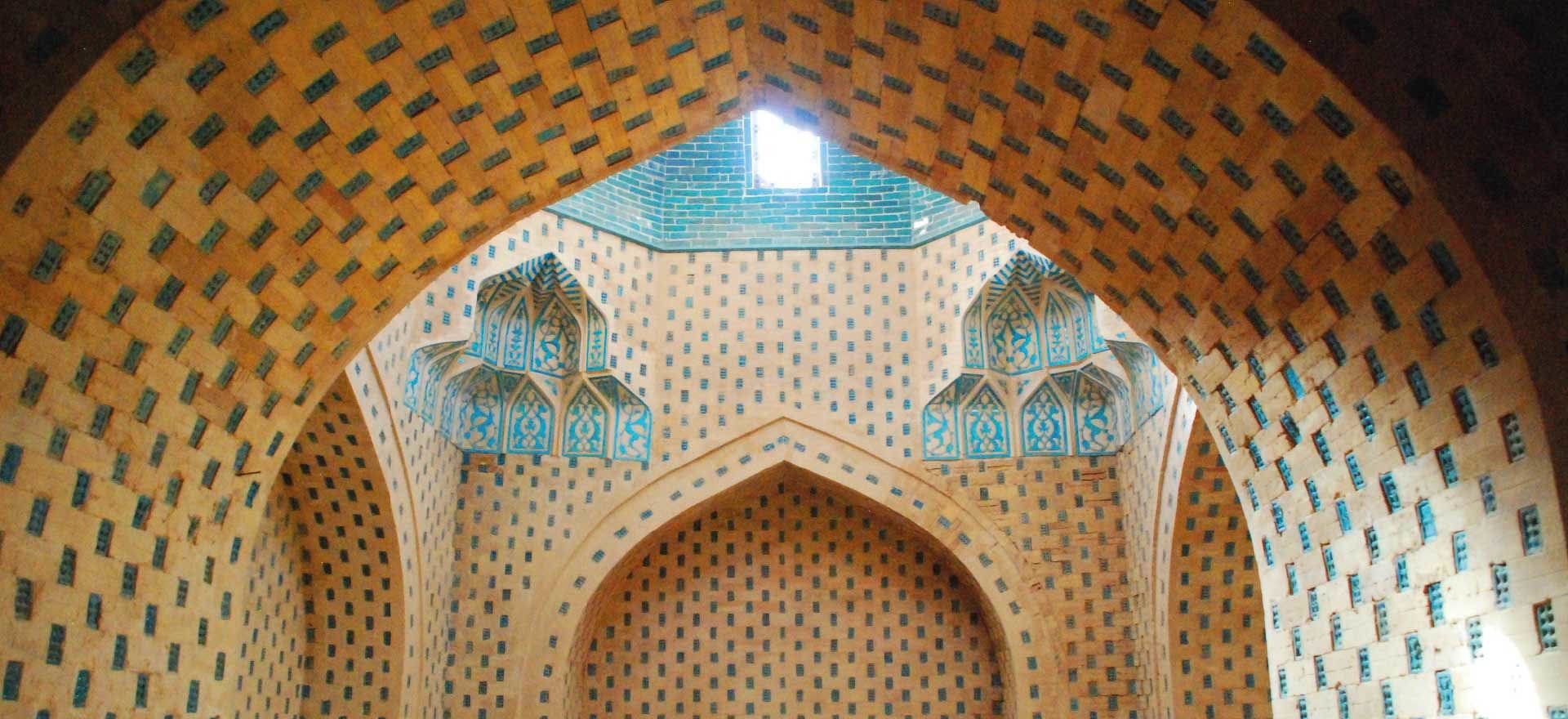 Interior of tomb at Konye-Urgench - Turkmenistan tour