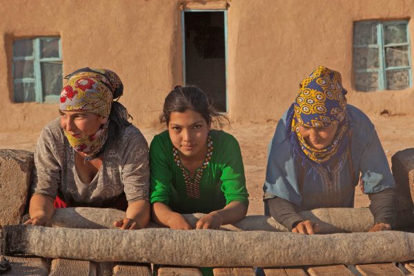 Turkmen women in desert village - Central Asia holidays