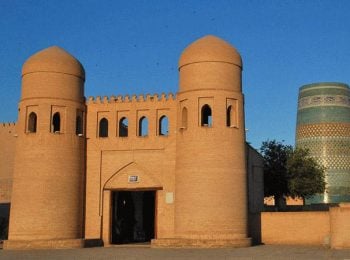 Gate to the waled city of Khiva - Uzbekistan holidays and tours