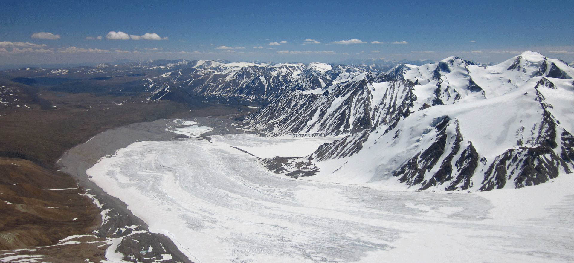 Glacier in the Altai Mountains - Mongolia tours