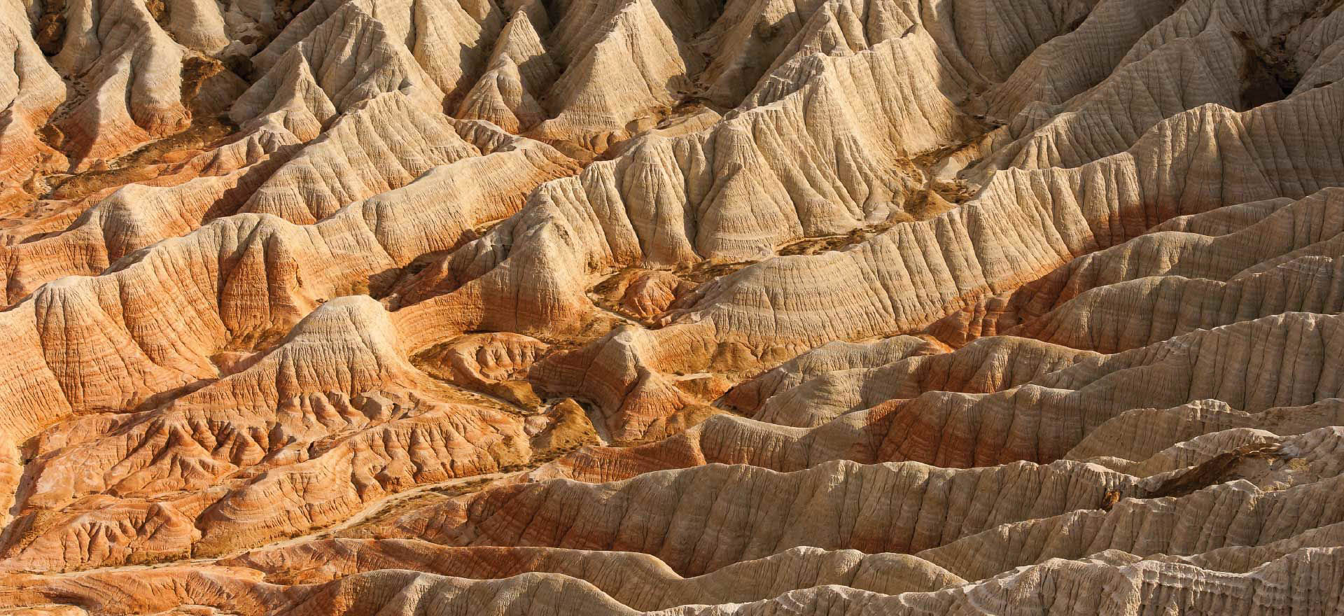Coloured canyons of Yangykala - Turkmenistan holidays