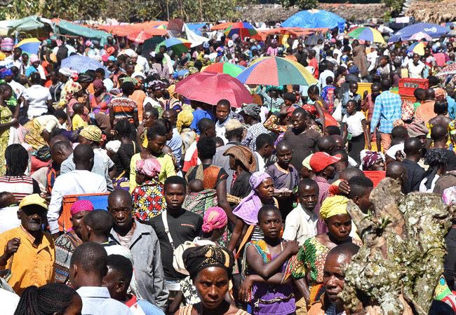Busy market on Idjwi Island - Congo holidays