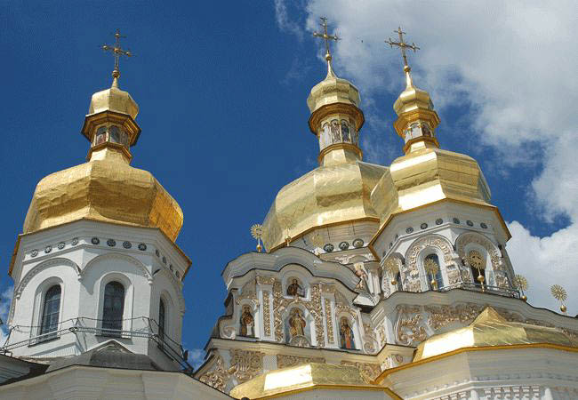 Gold domes of Lavra monastery - Ukraine holidays and tours