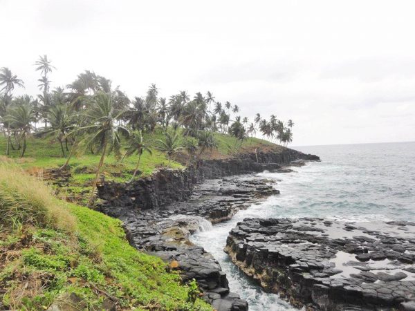 Coastal scenery - São Tomé holidays