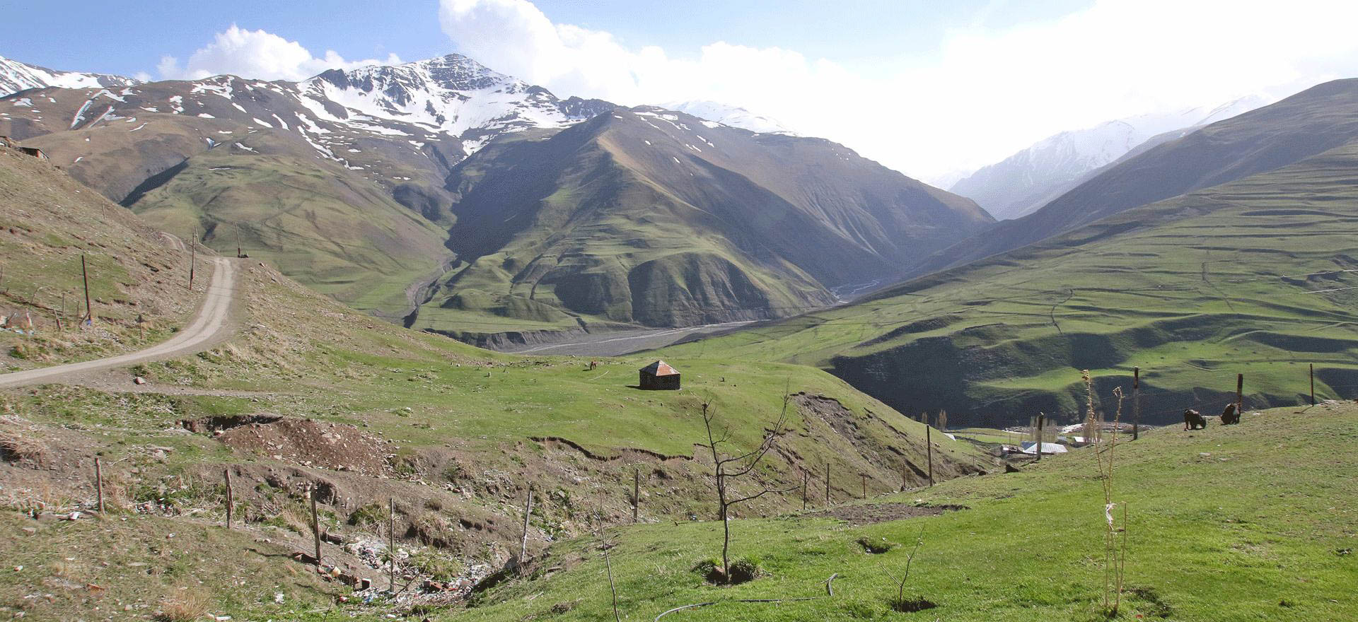 Scenery of the Caucasus mountains - Azerbaijan holidays