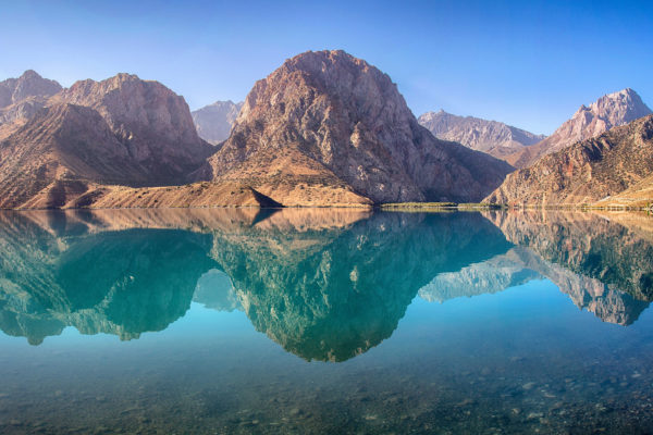 Iskander Kul lake in Tajikistan - Central Asia holidays