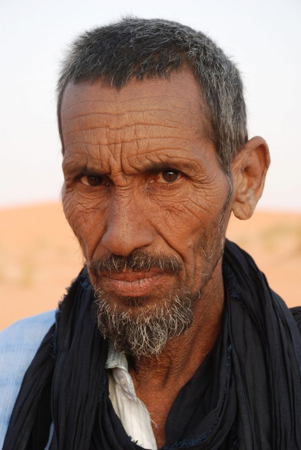 Local man in the Adrar region - Mauritania tours
