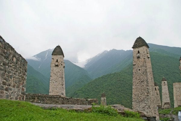 Erzi watchtowers - Ingushetia tour