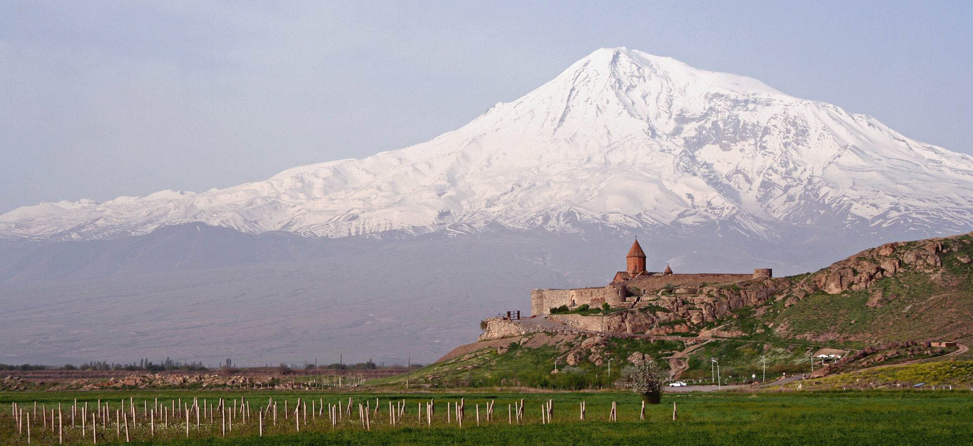 Khor Virap Monastery with Mount Ararat in the background - Armenia Holidays and Tours