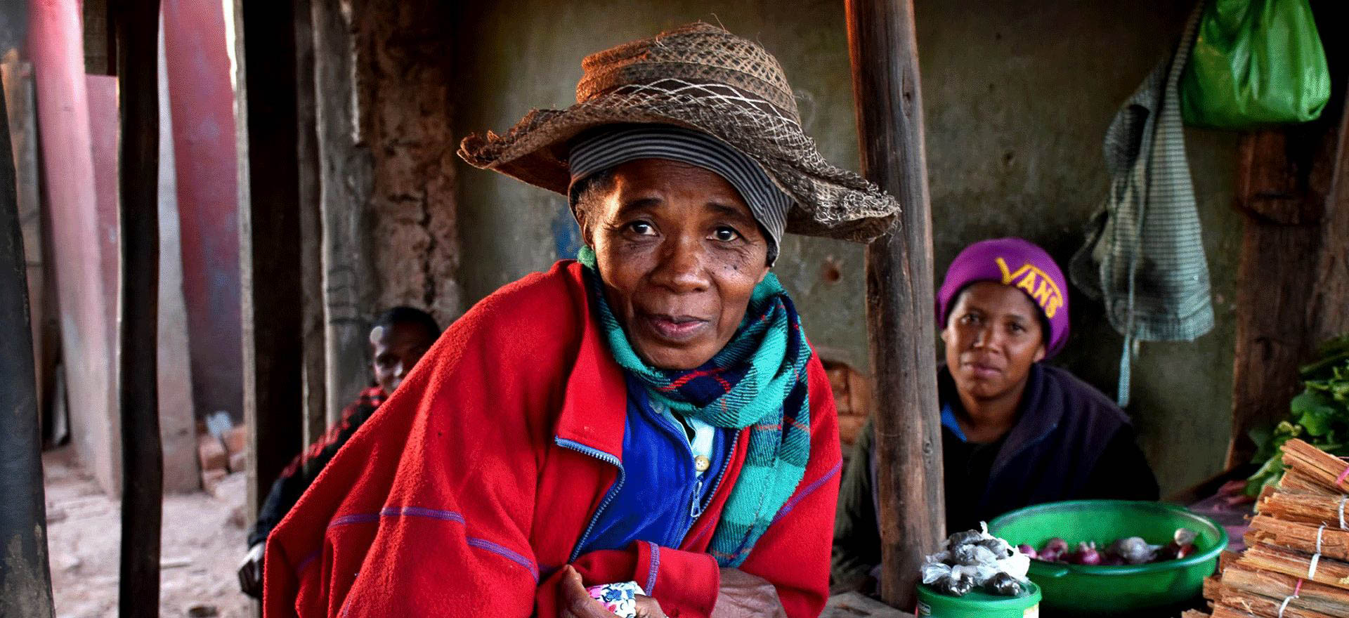 Woman in market in Madagascar highlands - Madagascar Holidays and Tours