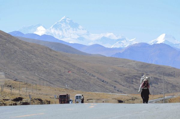 Himalayan scenery - Tibet tour