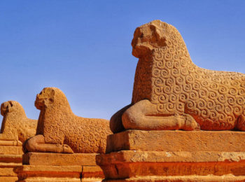 Ancient carvings at Naqa - Sudan holidays and tours