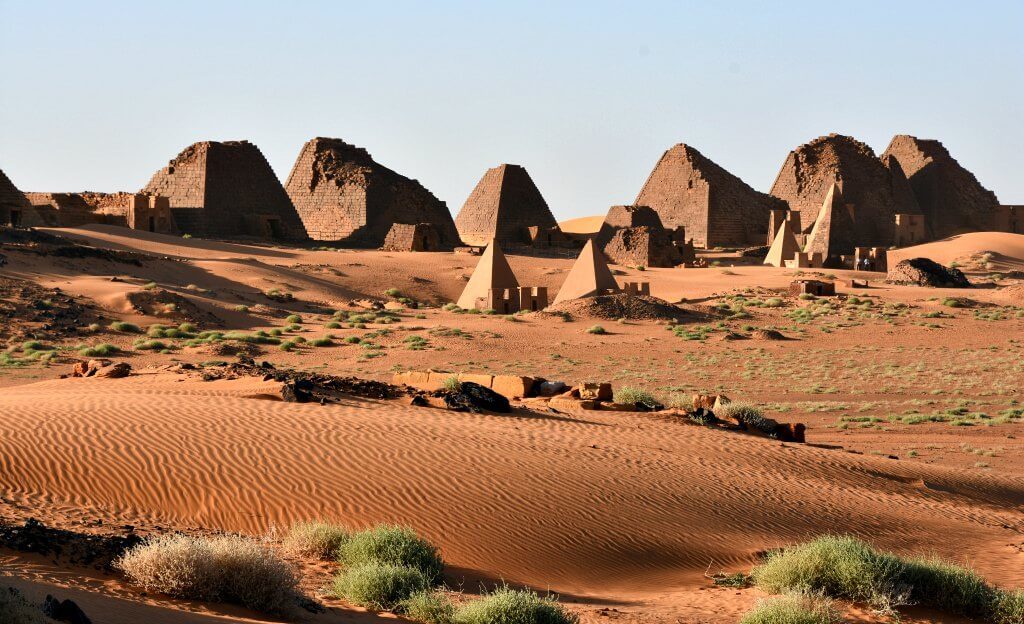 Sudan photos - pyramids at Meroe