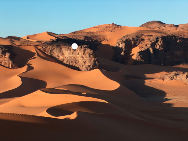 Sand dunes on Tassili n'Ajjer tour