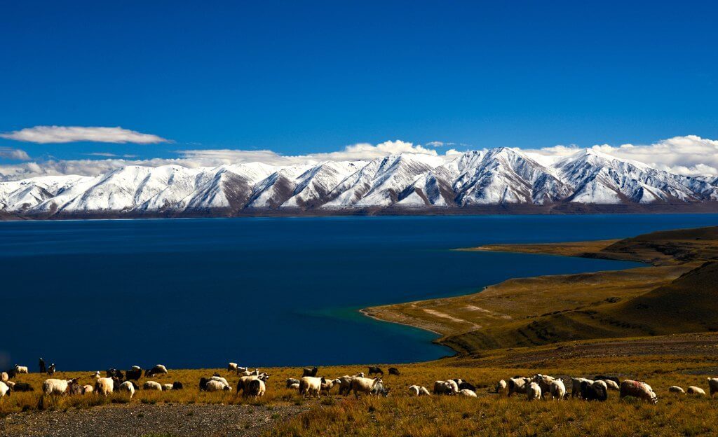 Remote travel destination, Lake Manasarovar, Tibet