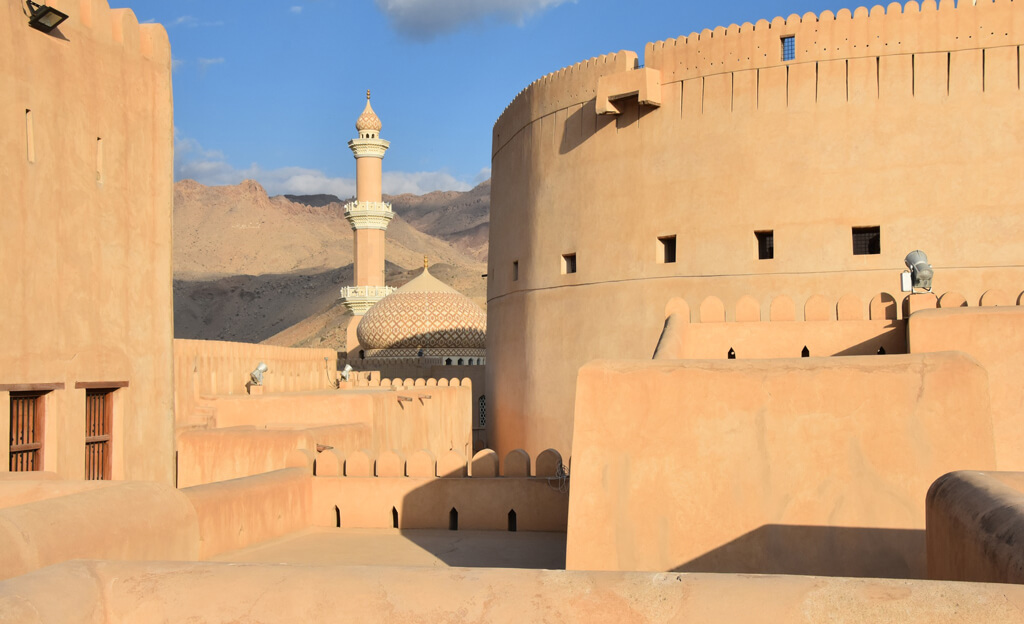 Nizwa Fort - photos of Oman by Jim O'Brien