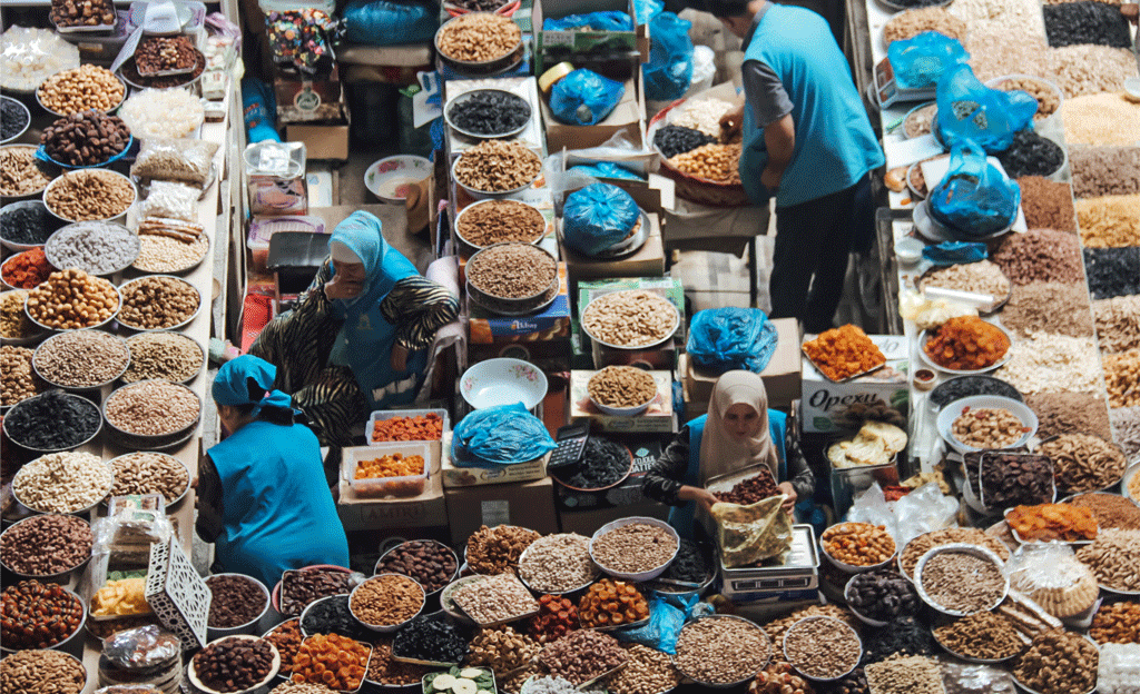 Tajikistan itinerary - Mehrgon Market, Dushanbe tour