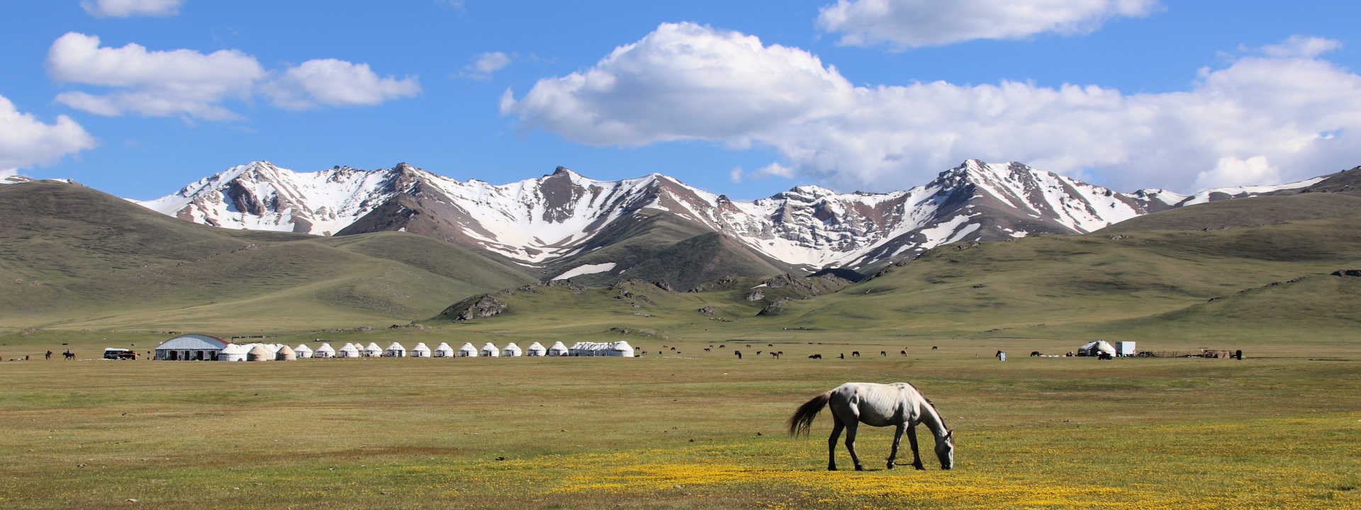 Kyrgyzstan landscape - travel guide for first timers